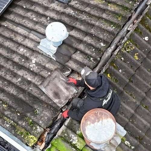 Een dakrenovatie bij oud pannendak in Marum